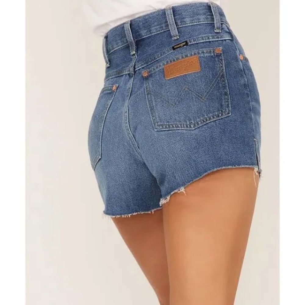 Wrangler High Rise Festival Short - NWT - Size 29